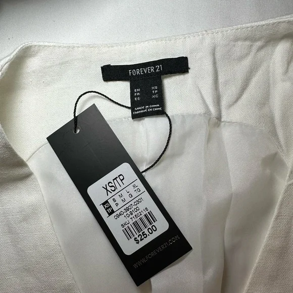 Button-up vest - Picture 3 of 4